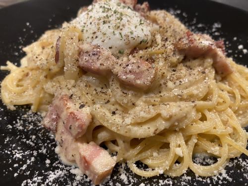 温玉のせカルボナーラ