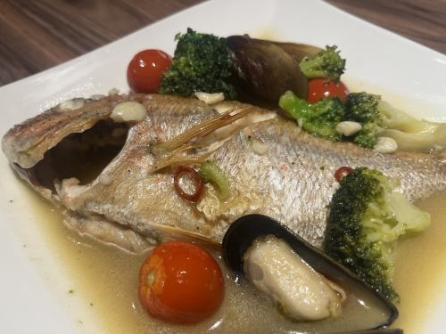 鮮魚のアクパッツァ