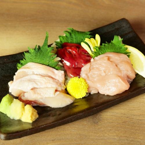 Assortment of three kinds of chicken sashimi