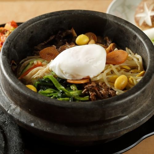 돌솥 비빔밥