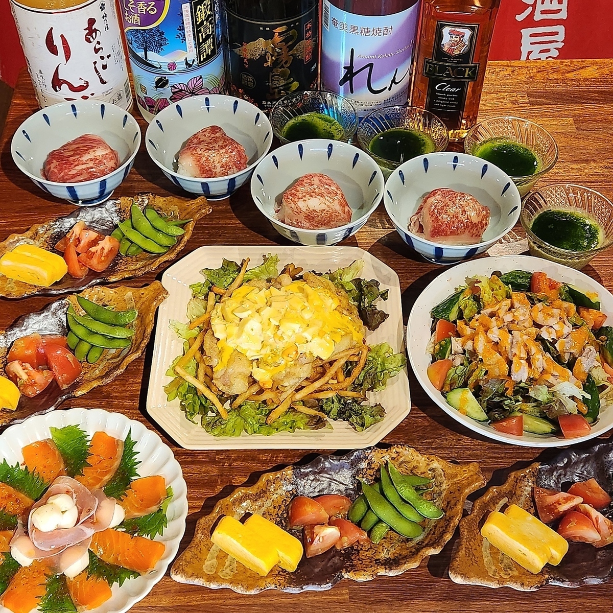 30種類以上の日本酒と20種類以上の焼酎や多彩で美味しい海鮮一品料理が味わえる居酒屋