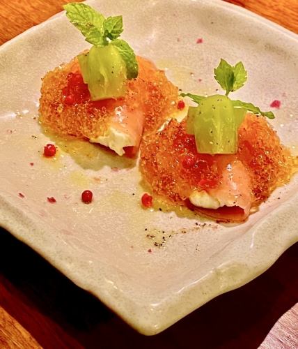 マスカットと自家製チーズ豆腐の生ハム巻き(1個)
