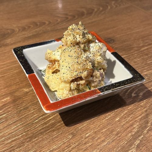 Potato salad with red snapper/Japanese yam pickled in wasabi