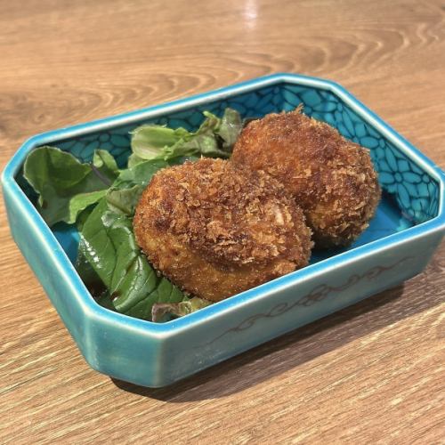 Snow crab and crab miso cream croquette 2 pieces