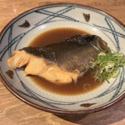 當天捕撈的新鮮魚，煮熟後燉煮