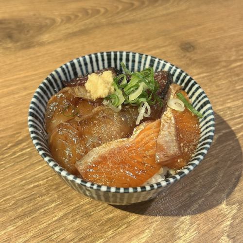 Rice bowl of pickled seafood sourced that day