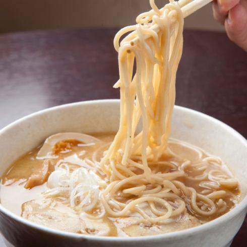 Homemade noodles made with flavorful noodles and healthy Hokkaido wheat!