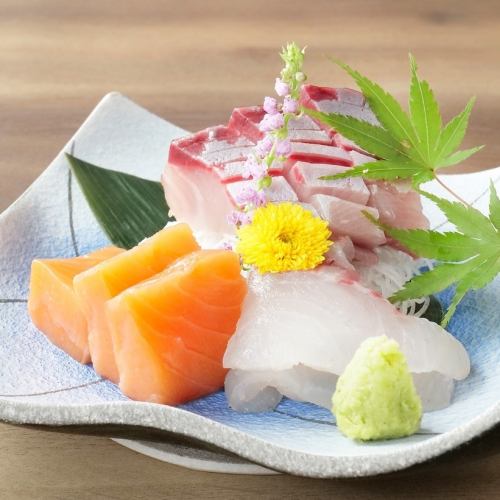 お刺身盛り合わせ　３種