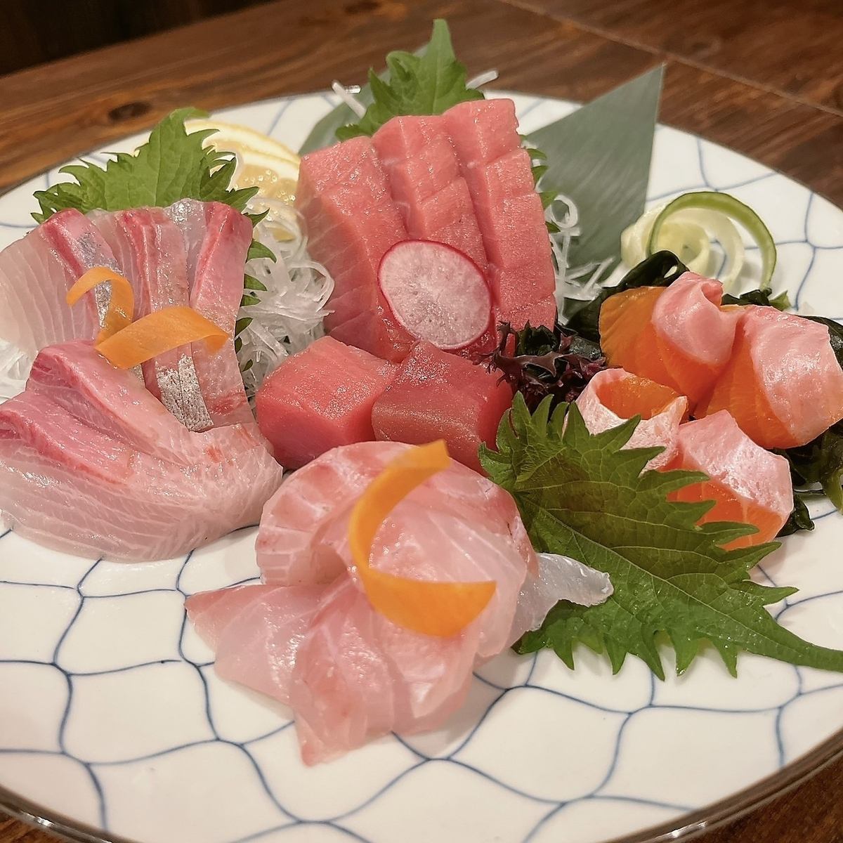 10名様から貸切予約承っております！お電話にてご相談ください♪