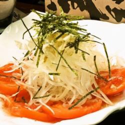 【蔵屋】塩ダレ豚サラダ/トマトとオニオンの梅ドレサラダ