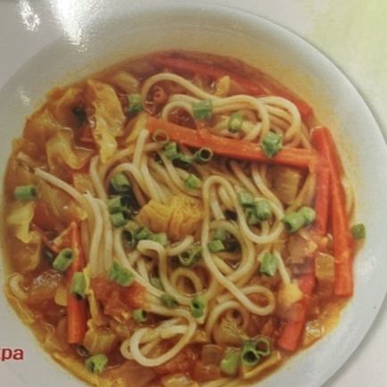 【ネパール料理の定番◎人気メニュー★】チキントゥクパ　900円(税込)