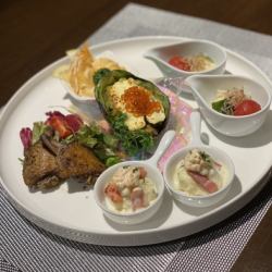 今月の５種盛りオードブル