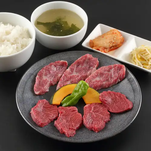 ランチメニューも充実