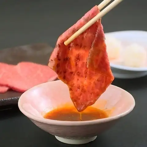 上質素材を引き立てる仕立てと技術。たれにもこだわり◎