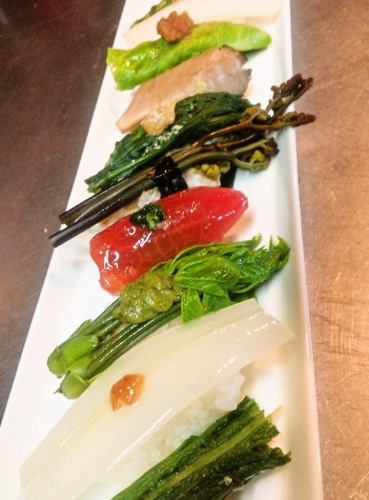 Kizunaya Specialty Vegetable Sushi Seasonal Vegetables [10 pieces]