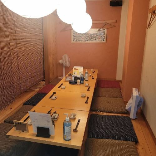お座敷は全て掘り炬燵