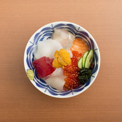 大ネタ海鮮丼