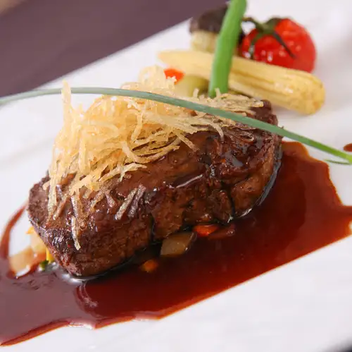 シェフこだわりの記念日スペシャルコースランチ