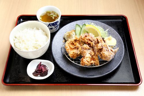 Popular! Large Fried Chicken Set Meal [Comes with Rice and Soup]