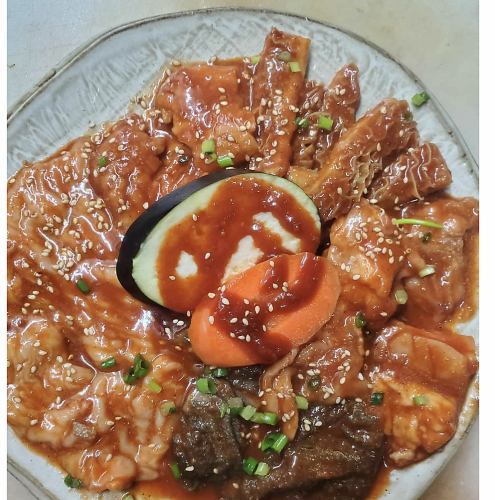 ホルモン盛り合わせ