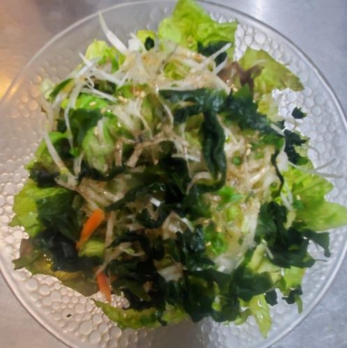 わかめサラダ