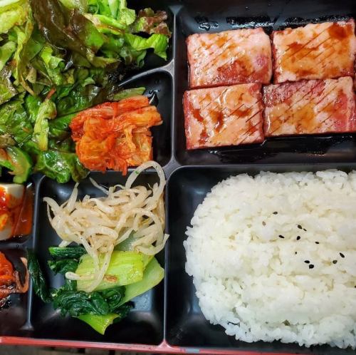 105定食(一口カルビ)