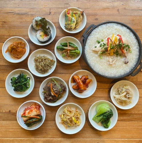 【予約限定】韓国小皿12品+参鶏湯付　ランチコース