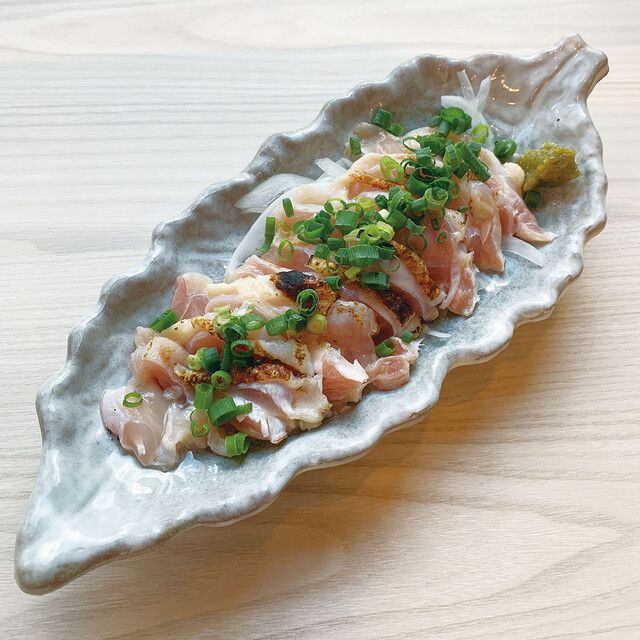 We've started serving chicken sashimi style! It's almost raw!