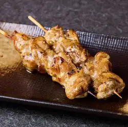 Chicken thigh skewer (1 skewer)