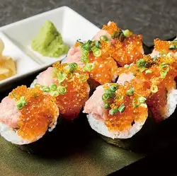 My rolled sushi (8 pieces)