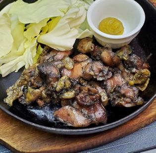 親鶏もも炭火焼き
