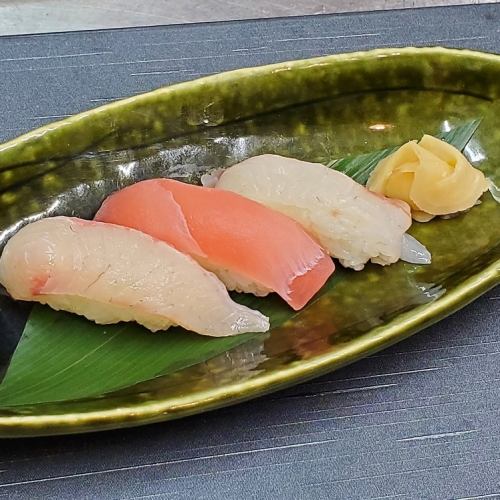 にぎり寿司３貫