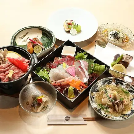 【接待・会食に】名物海鮮玉手箱や名水ポーク含む贅沢全8品！静月おまかせコース◎6000円(税込)