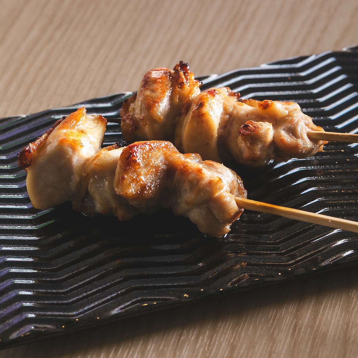 新鮮な朝引き鶏を使った本格的な焼き鳥をぜひご賞味くださいませ