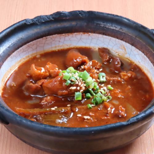 名古屋料理「手羽先、味噌カツ、どて煮」をぜひ♪