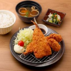Sanriku fried oysters and large fried horse mackerel set meal