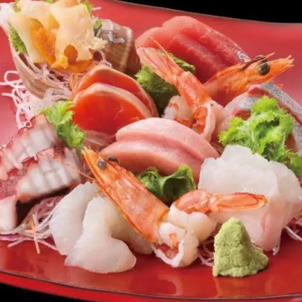 [Shokudo Marutoku Set] A two-course meal set featuring seasonal sashimi and grilled beef tongue, with 70 minutes of all-you-can-drink for 3,630 yen (tax included)