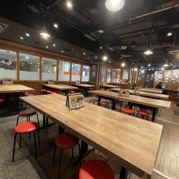 【津田沼×宴会に！】宴会は最大70名様までOK！広々とした店内はゆったりとした空間でお食事をお楽しみいただけます。また、貸切も可能ですので、周りを気にせずにご利用頂けます。会社の歓送迎会や同窓会、打ち上げなどの各種ご用意もございます。人数やご予算など、お気軽にお気軽にご相談ください。