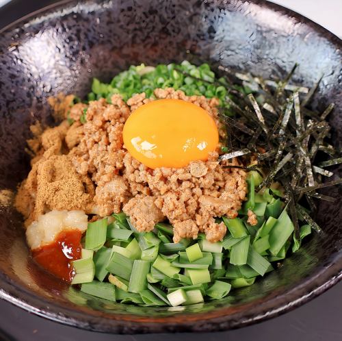 名物！辛肉まぜそば