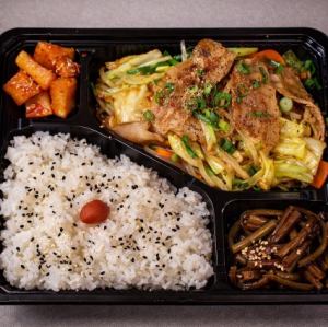 肉野菜炒め弁当