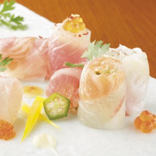 鮮魚の薄造り　生春巻き仕立て