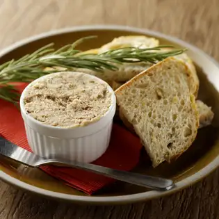Rillettes served with thin baguette slices