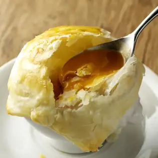 Lobster bisque in pie
