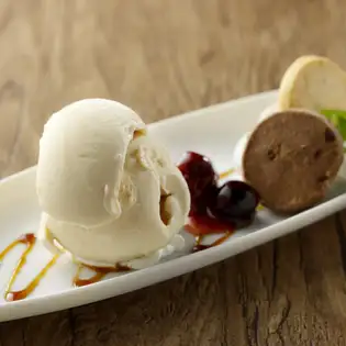 Madagascar Vanilla Ice Cream