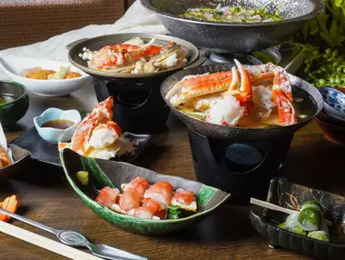 Crab Kaiseki Nagomi Course: Enjoy authentic snow crab from the Okhotsk Sea (8 dishes) ¥16,800 (tax included)