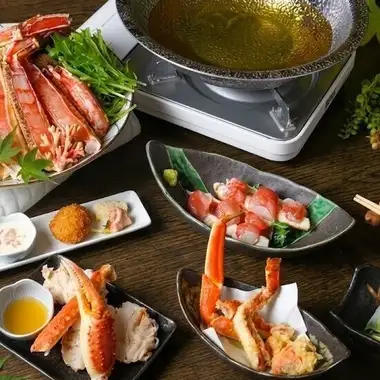 Tempura and crab hot pot course ◆ Selected 5L (large) snow crab, 6 dishes in total, 16,800 yen (tax included)