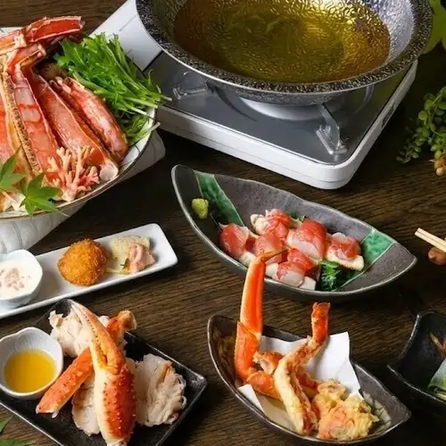 Tempura and crab hot pot course