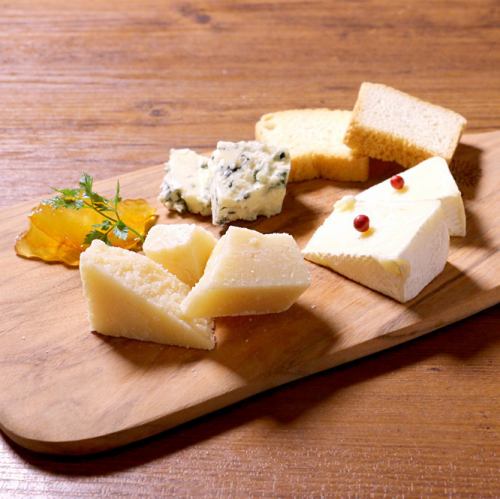 3種奶酪拼盤