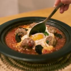 Meatball and prune tajine