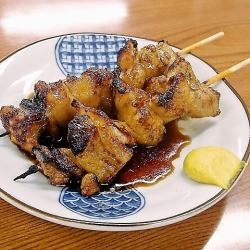 大トロBIGホルモン(赤ダレ) >ジャンボ串!<